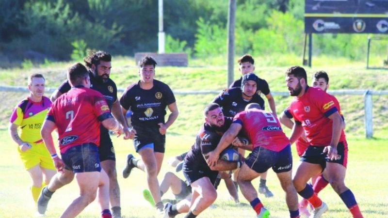Hurones venció 39-14 al Social riojano, en La Fortaleza
