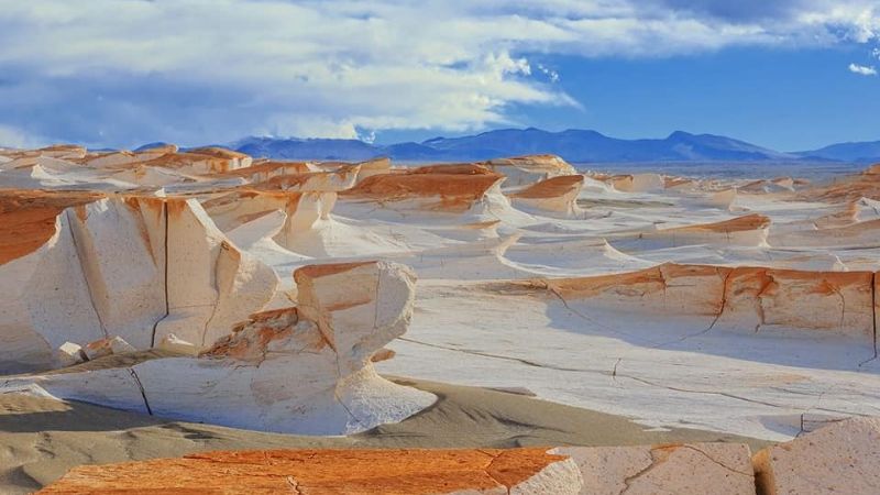 Turistas porteños produjeron daños en el Campo de Piedra Pomez