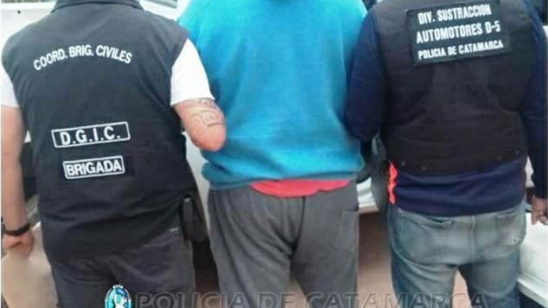 Aprehenden a 17 personas en La Paz por asociación ilícita, robo y estafa de vehículos.