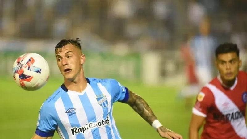 Argentinos “adentro”; Atlético “al fondo” y Sarmiento “vivo”