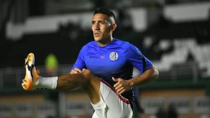 Centurión sigue faltando a las prácticas de San Lorenzo