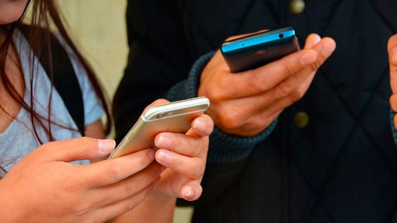 Otra suba: autorizan aumentos para internet, telefonía y televisión