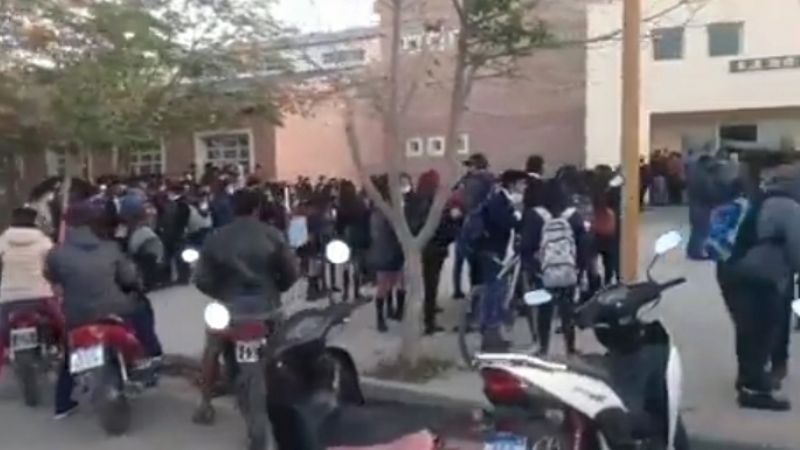 Se agudiza el conflicto en la EPET 2