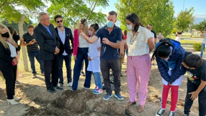 Se lanzó la campaña ”Ambiente sos vos” en la escuela Riberas del Valle
