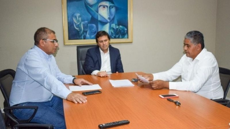 Coordinan acciones para evitar la permanencia de animales sueltos en rutas