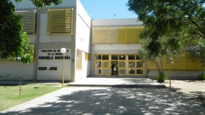 Primer Proceso de Concurso para el  IES "Gobernador José Cubas”