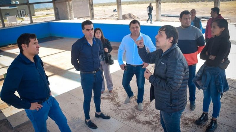 Tinogasta tendrá una pileta semi olímpica cubierta