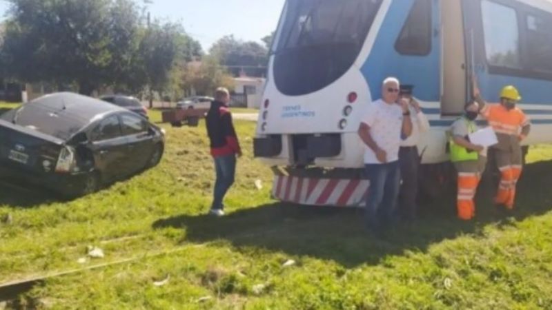 El Tren de las Sierras colisionó contra un auto en Santa María de Punilla