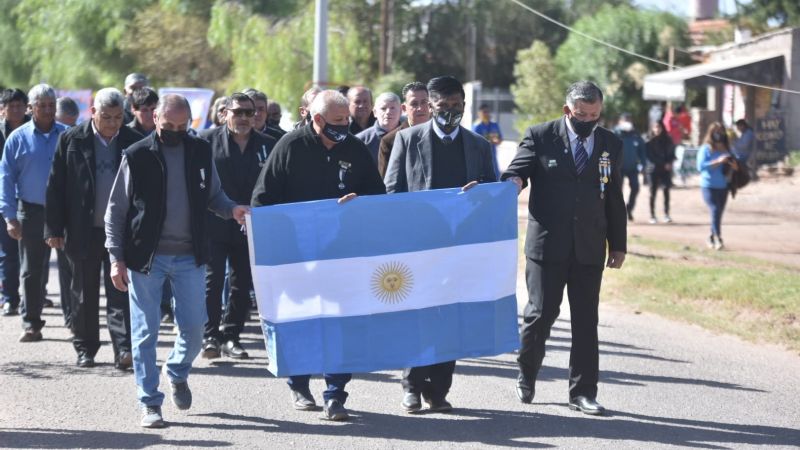 Malvinas: Emotivo homenaje en Tinogasta