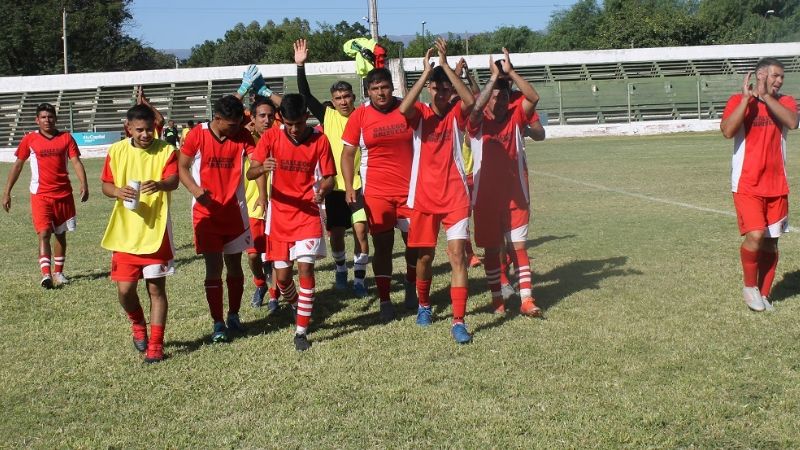 Policial ganó el primer clásico a Villa Cubas: 3 a 2