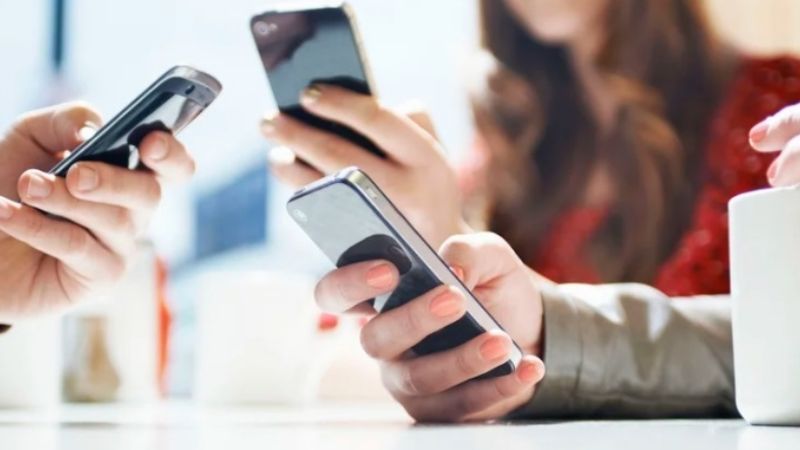 Celulares en 18 cuotas sin interés y con descuentos de hasta el 35%