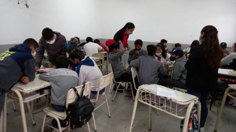 Encuentro “Malvinas Nos Une” en la Escuela Agroganadera de La Merced