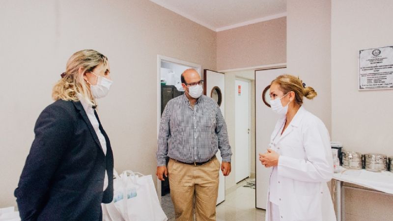 Entregan Premios Mención de Honor al Hospital de Niños