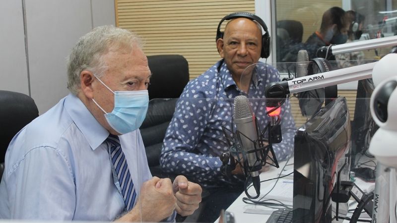 “Tres dosis anti Covid, vacuna contra la gripe y barbijo”