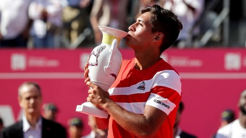 Batacazo de Báez, que ganó el primer ATP de su carrera