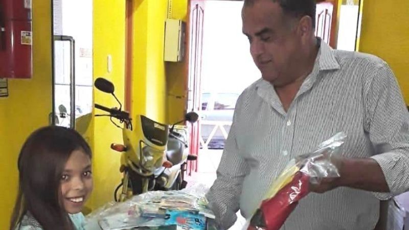 Finalizó la entrega de bolsones para empleados de Comercio