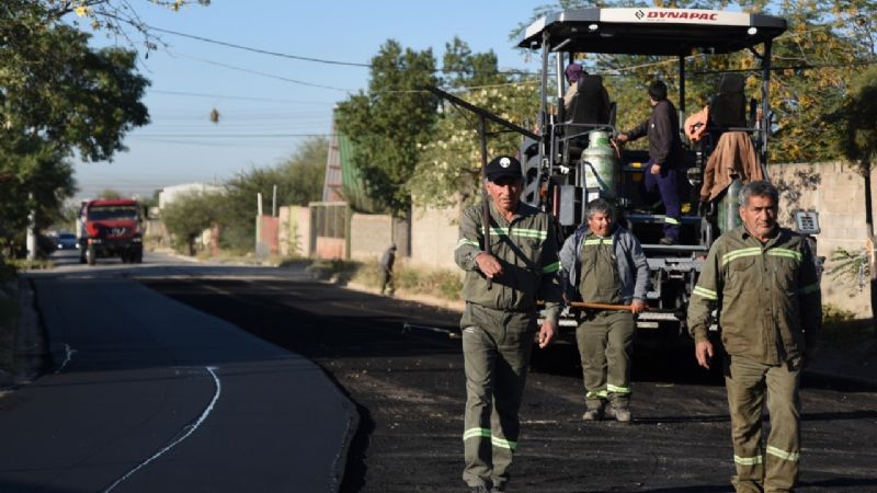 Avanzan las obras de pavimentación en el barrio 48 viviendas