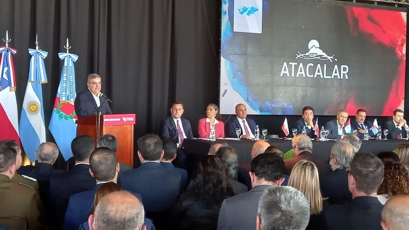 Provincias de la región, Nación y Atacama firmaron acta para buscar financiamiento