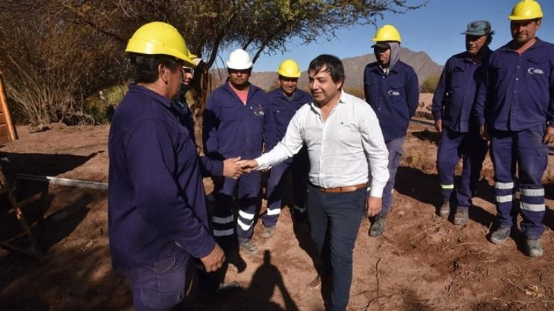 Lanzaron programa de recuperación de canales de riego