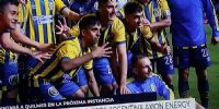 LOS JUGADORES de Central, con el pasaje a los 16vos., donde enfrentarán a Quilmes.