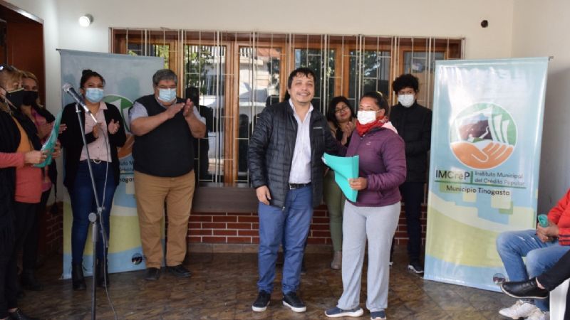 Nueva entrega de Créditos y Microemprendimientos para trabajadores