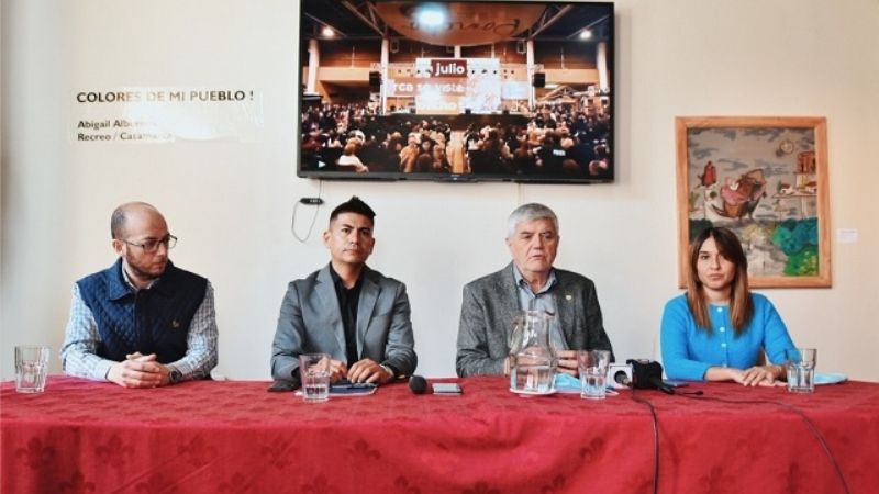 Fiesta del Poncho: se presentó una línea de créditos para artesanos