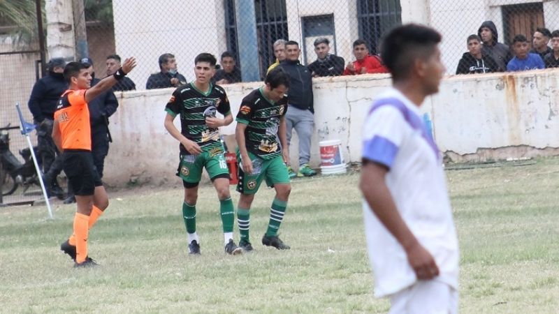 Triunfos de Los Sureños y San Martín en Las Chacras