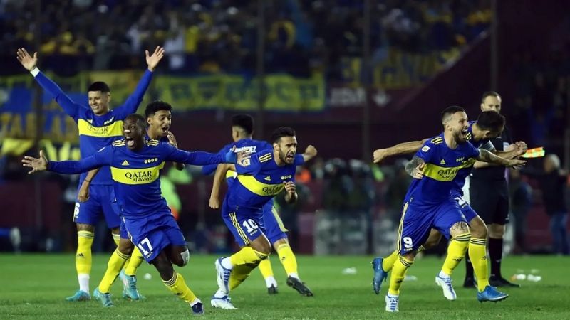 Boca venció por penales a Racing y es el primer finalista