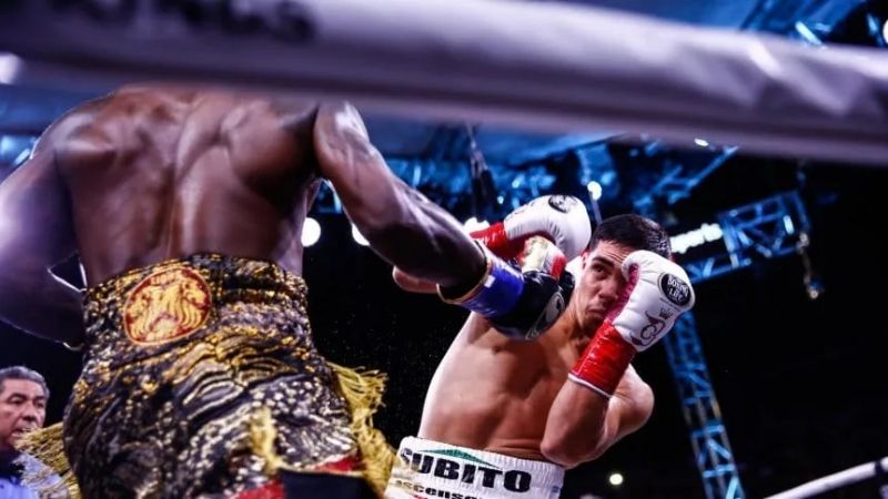 Brian Castaño perdió por KO en el 10mo. round ante Charlo