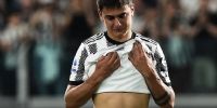 Paulo Dybala se quebró en la despida posterior al partido. 