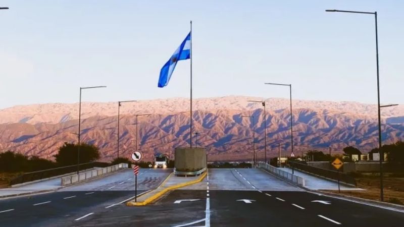 Choque múltiple en la Avenida Bicentenario