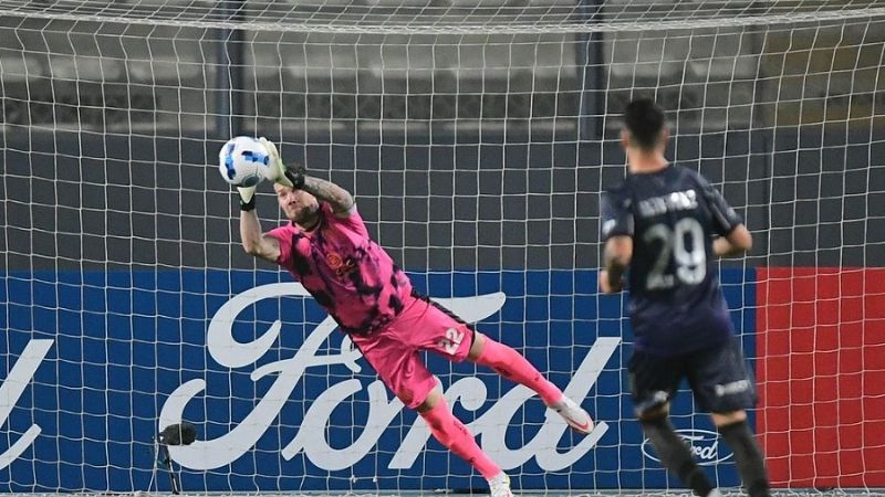 El arquero Herrera clave en el histórico logro de Talleres