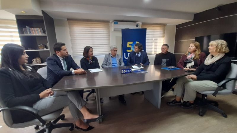 Convenio entre FACEN y el Ministerio de Seguridad