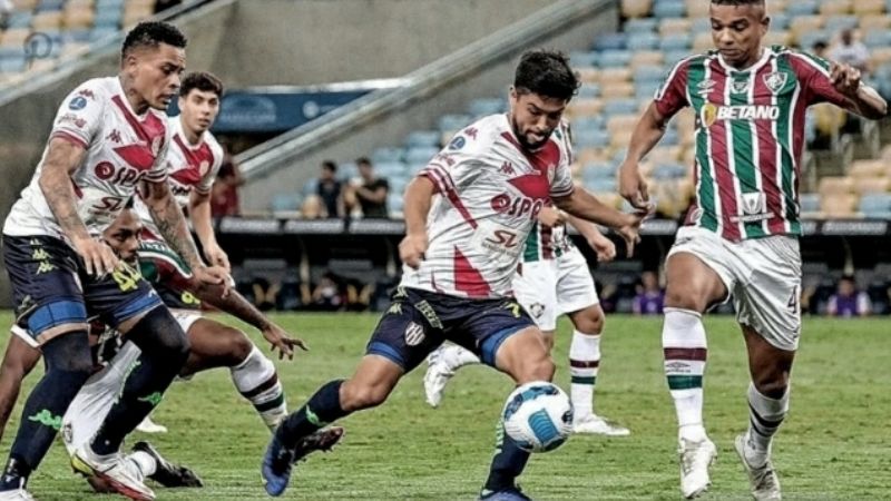 Unión juega un partido clave ante Fluminense por la Sudamericana