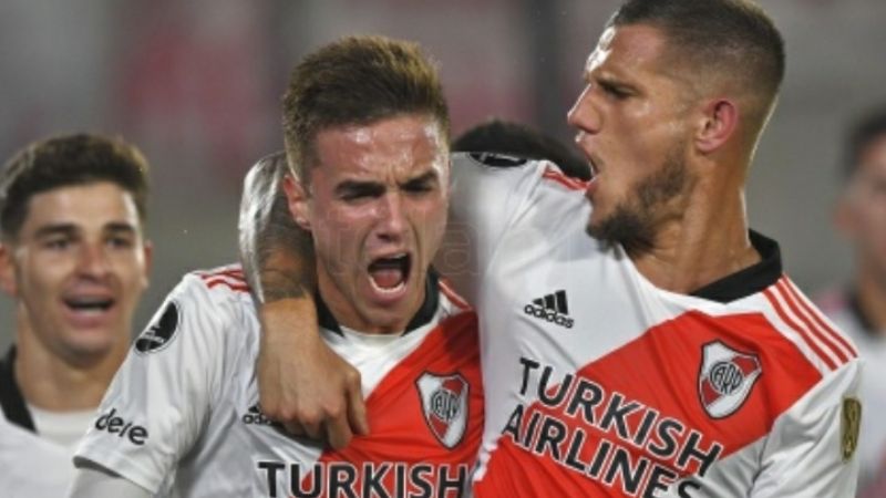 River logró la clasificación a octavos con una goleada ante Colo Colo