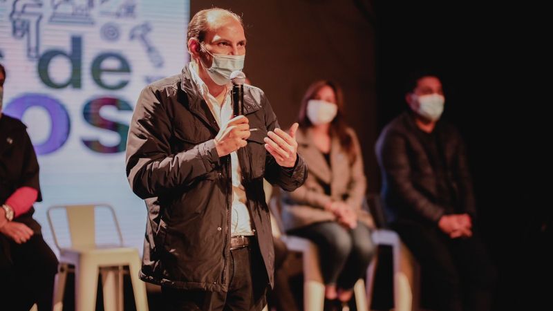 Emotiva entrega de certificados a los alumnos de los Talleres de Oficios