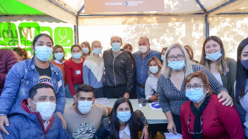 Una multitud de vecinos recibió a los programas “Catamarca con vos” y “Municipio en tu barrio”