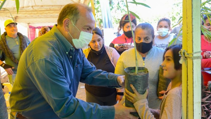 Una multitud de vecinos recibió a los programas “Catamarca con vos” y “Municipio en tu barrio”