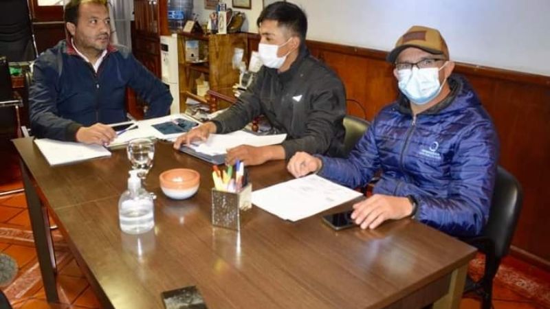 Arreglo de la turbina de la Planta Hidrosolar