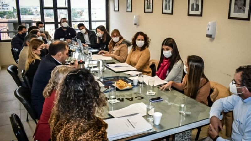 Hacienda de Diputados recibió a la Ministra de Economía