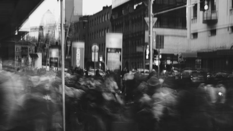 Tristeza, angustia y bronca: las emociones de los argentinos frente a la situación actual