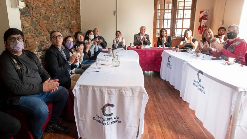 Importante encuentro por las industrias culturales