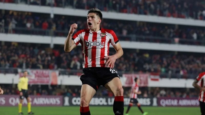 Estudiantes le ganó a Nacional y “manda” su grupo