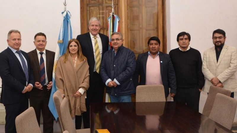 Más empresas interesadas en invertir en el Litio catamarqueño