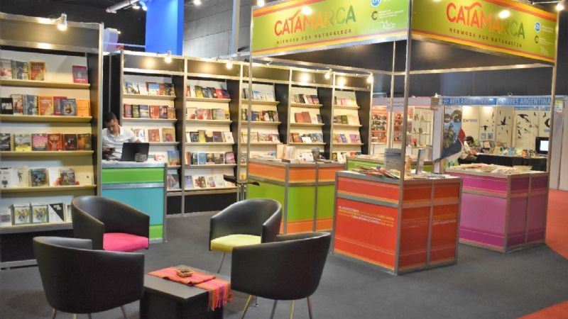 Brunello estuvo en el Stand Oficial de Catamarca