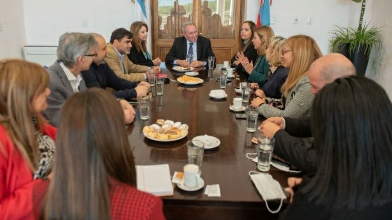 Reunión de la Bicameral de Niños, Niñas y Adolescencia con la defensora de la Niñez a nivel nacional