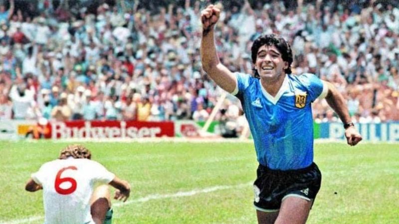 En U$S 9 millones se vendió la camiseta de Maradona