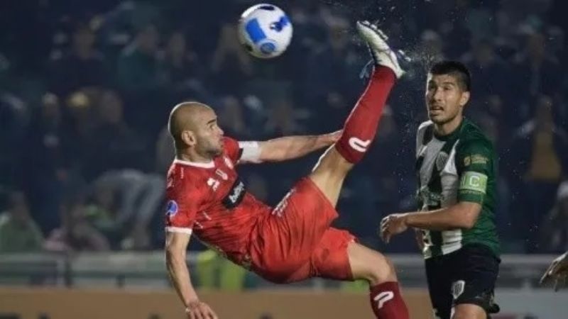 Banfield perdió con La Calera y está casi afuera