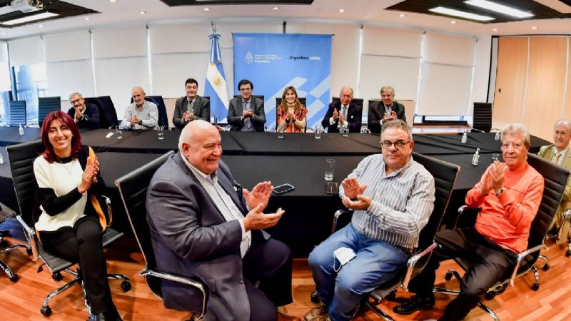 Alimentación acordó un aumento del 59% con dos revisiones