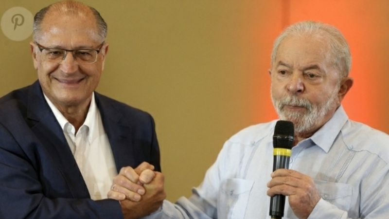 Lula lanza su candidatura en un clima de amplia polarización